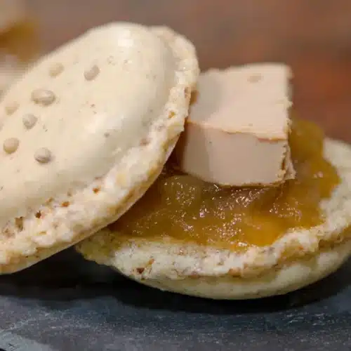 Macarons salés au foie gras